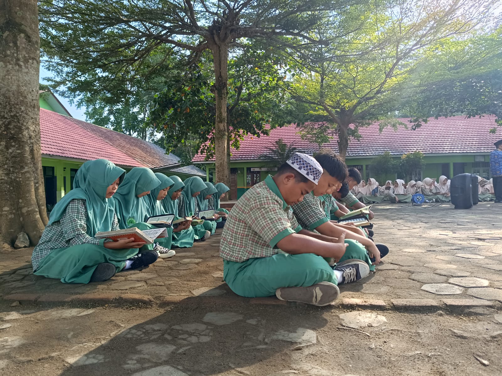 MTsN 1 Way Kanan Rutin Gelar Pembiasaan Asmaul Husna dan Tahfidz Al-Qur’an