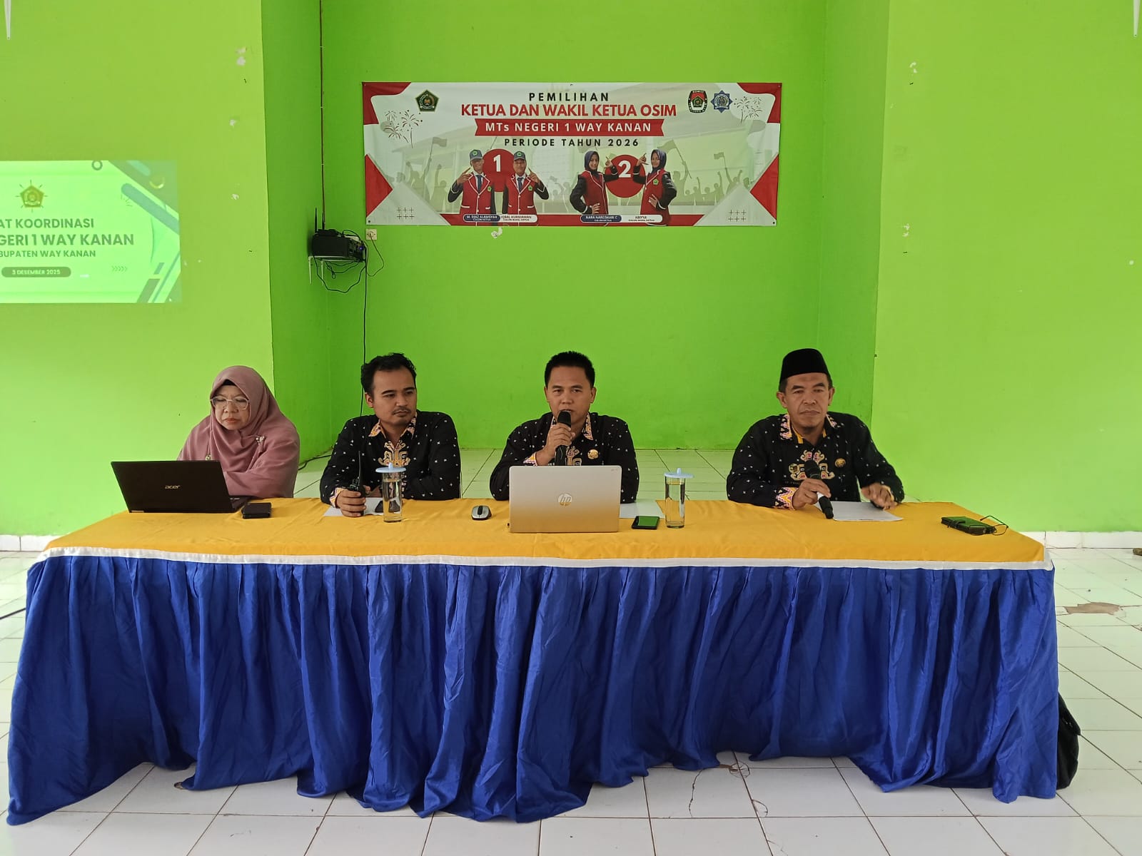 Rapat Koordinasi MTsN 1 Way Kanan Bahas Kedisiplinan dan Jadwal Pembagian Rapor
