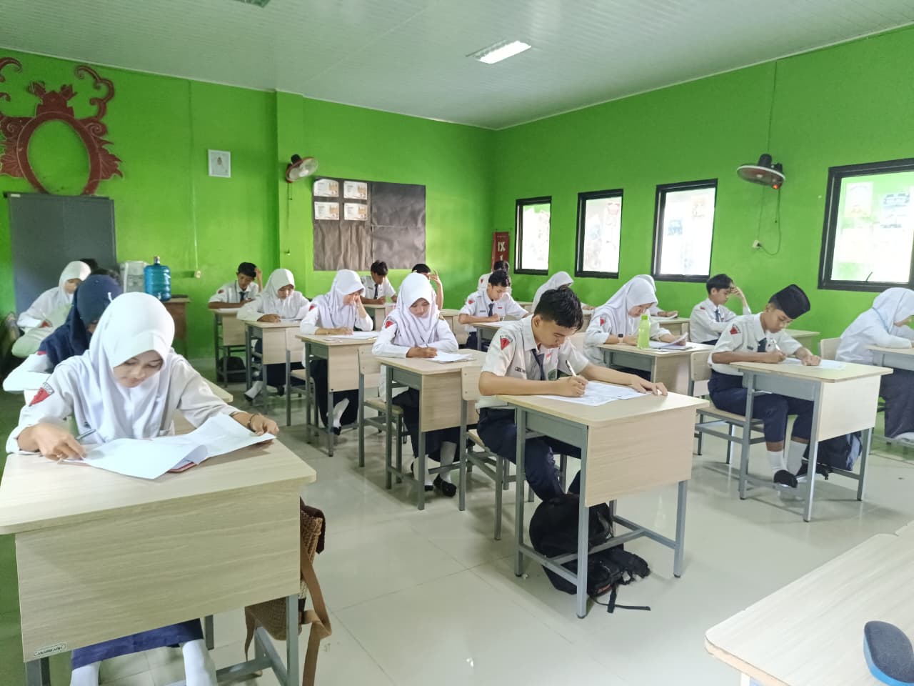 MTsN 1 Way Kanan Tutup Ujian Madrasah Kelas 9 dan Lanjut Ujian Praktik